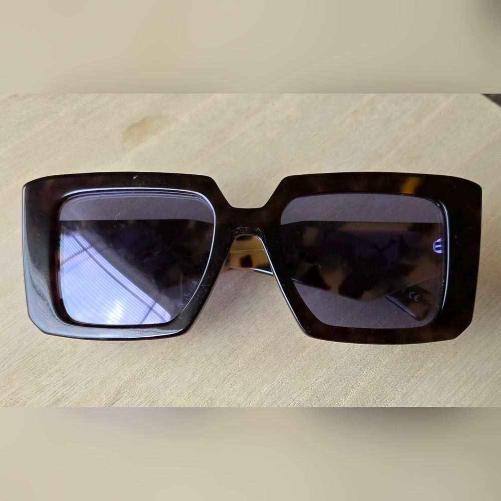 Prada Tortoiseshell Sunglasses SPR 23y-f 2au-05